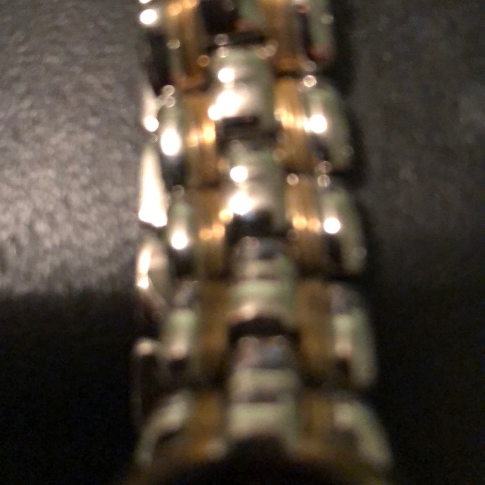 Watch - Picture 2 of 4
